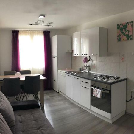 Apartment Florian Rijeka Exteriör bild