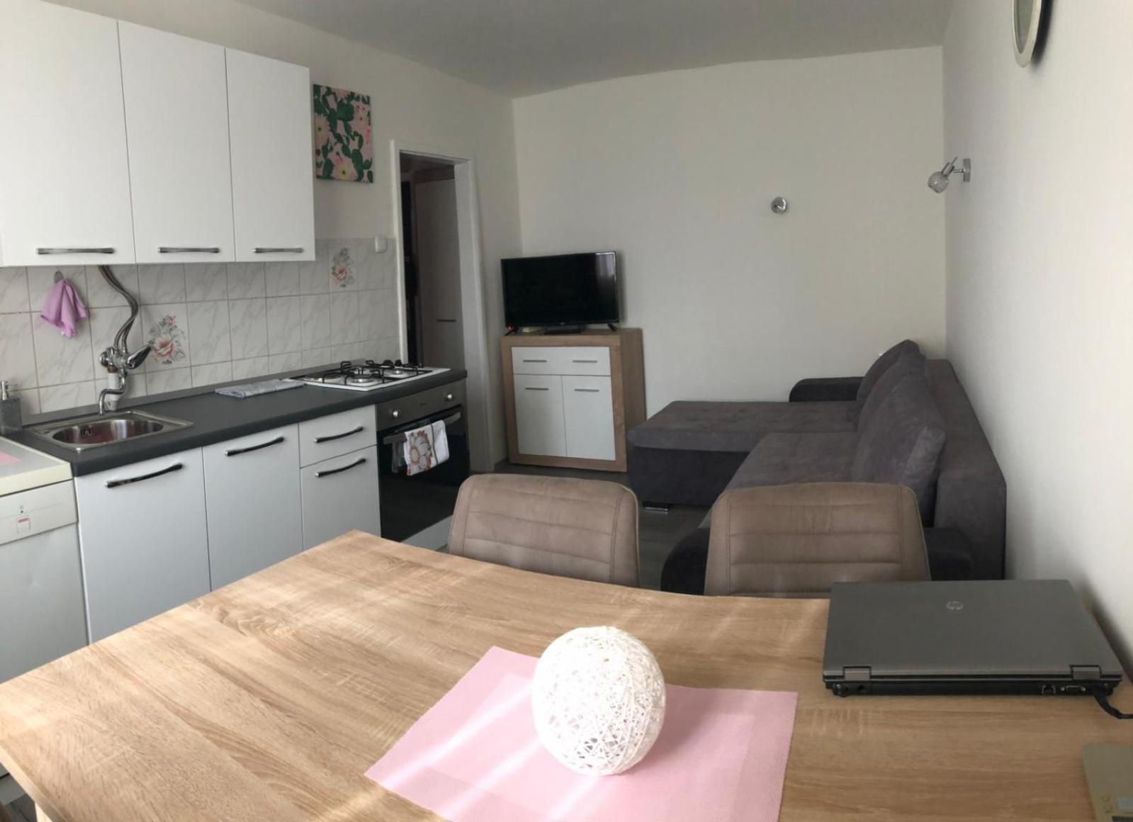 Apartment Florian Rijeka Exteriör bild